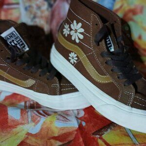 VANS BROWN GIRLS SNEAKERS Painted Floral Sk8-Hi 38 Decon VR3 SF SIZE 4